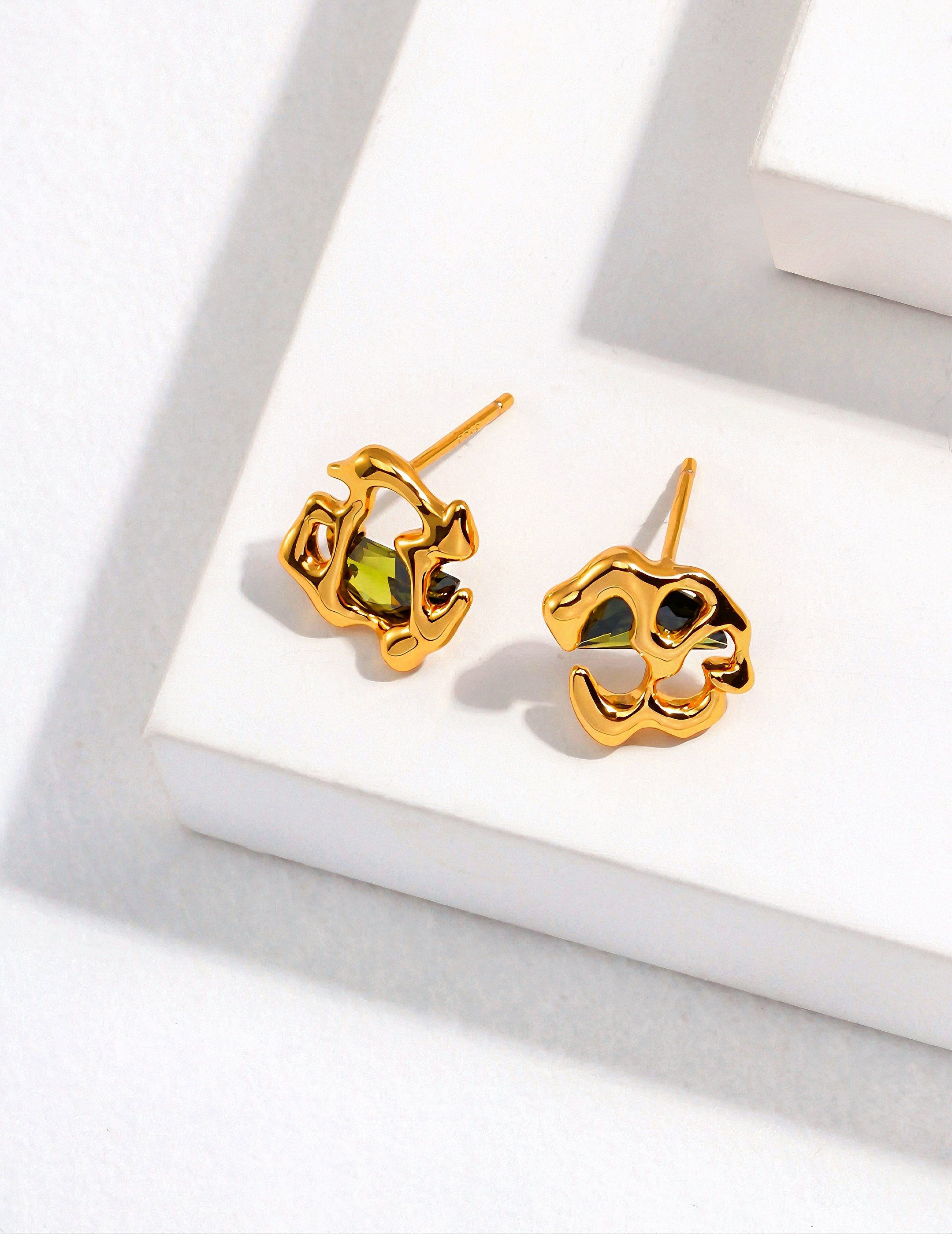 Sterling silver zircon earrings
