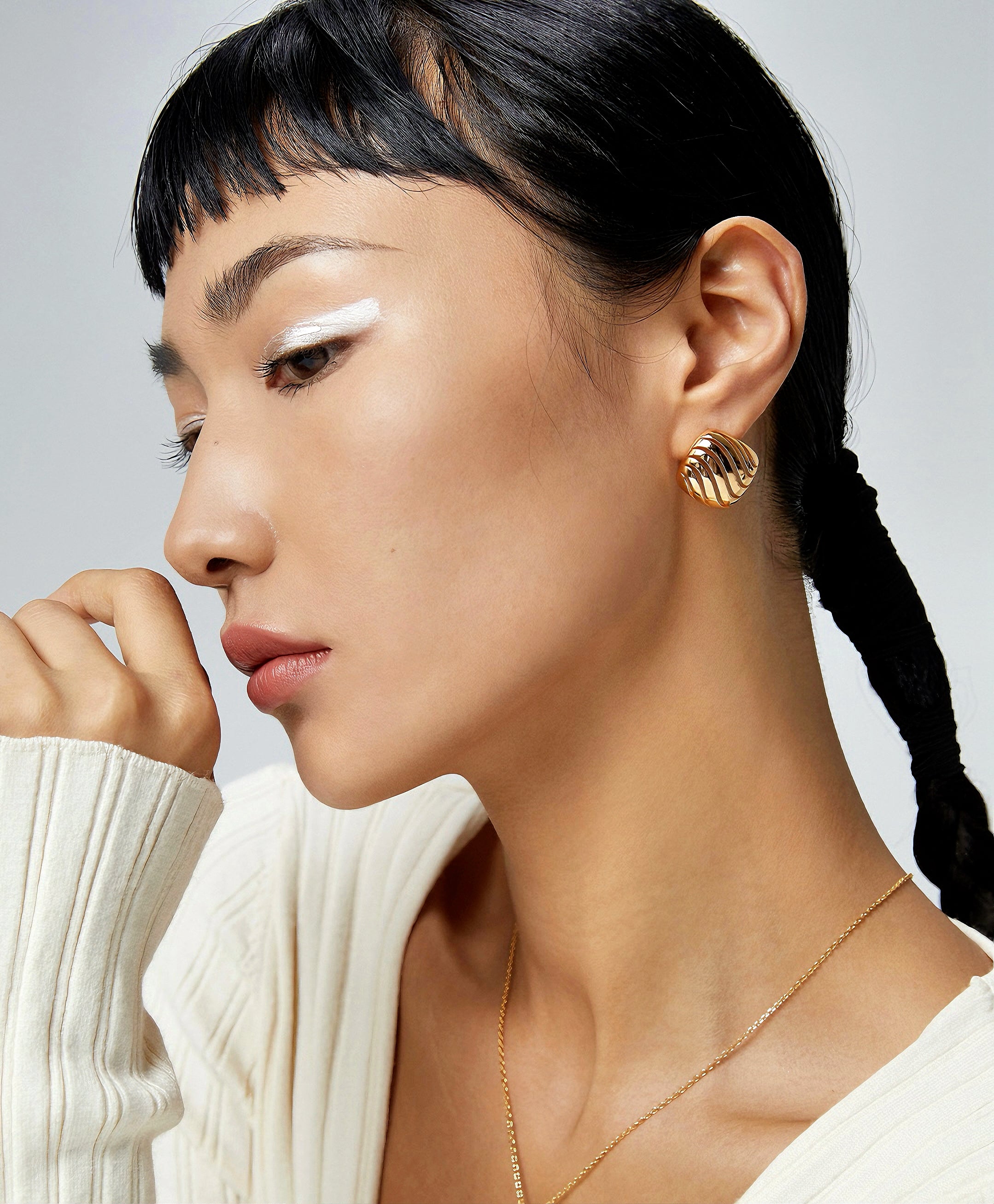 Three-Dimensional Hollow Plain Silver Series