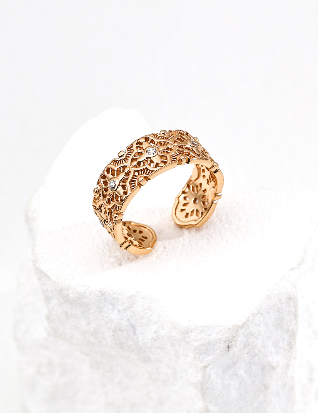 S925 silver retro-designed zircon ring
