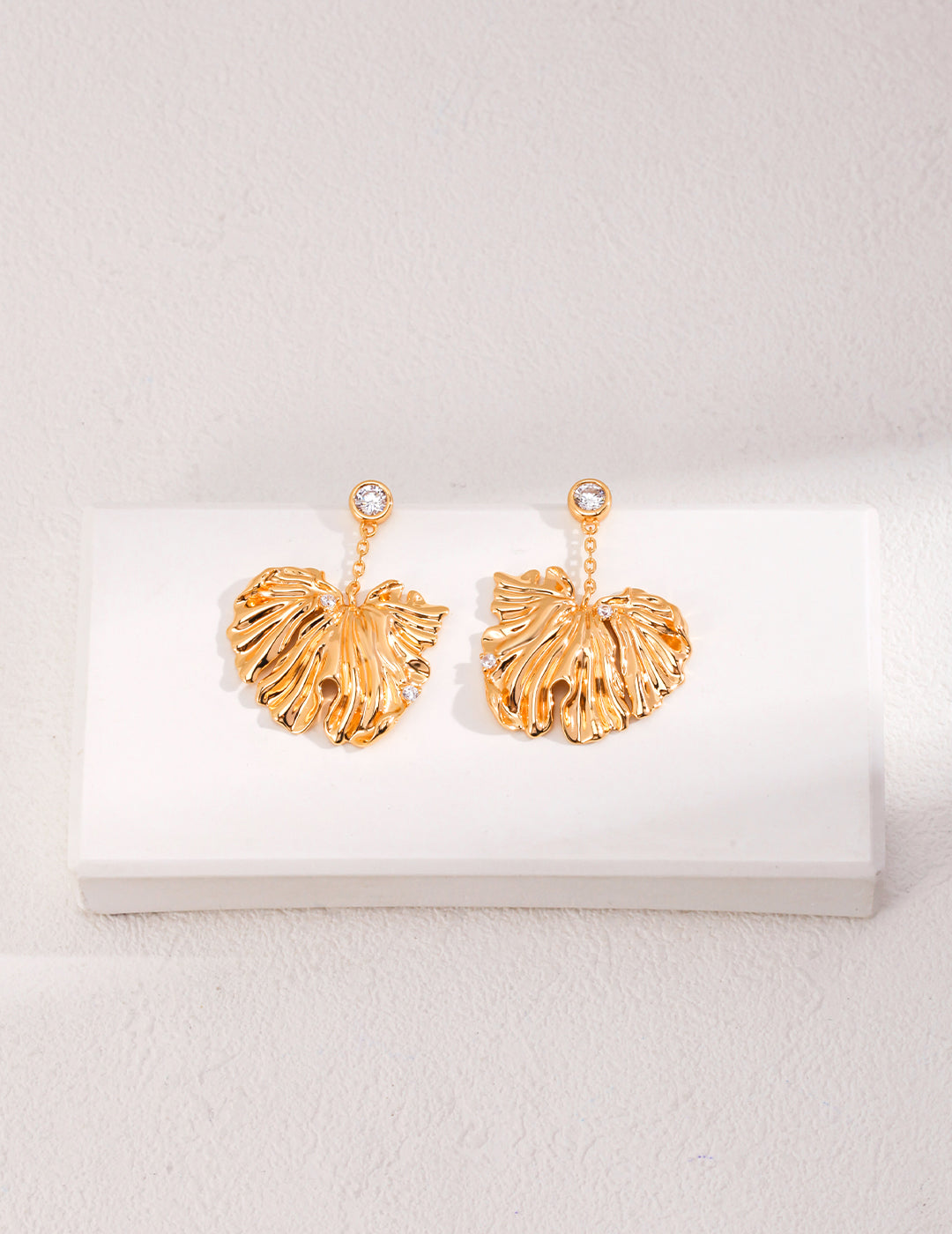Pure silver zircon temperament earrings