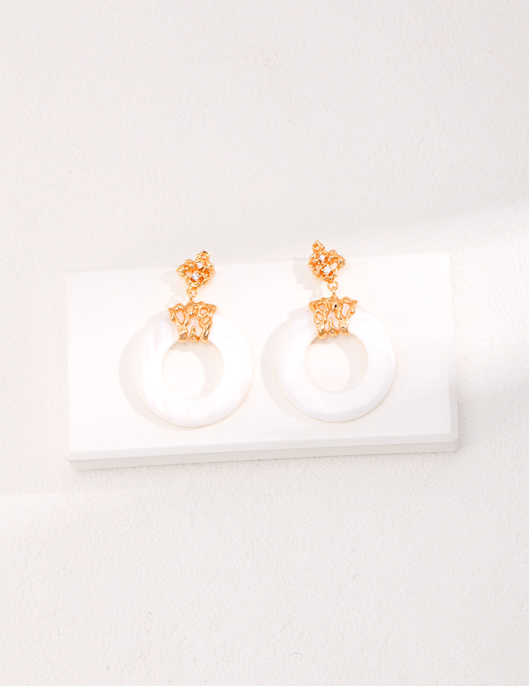 Sterling silver shell minimalist earrings