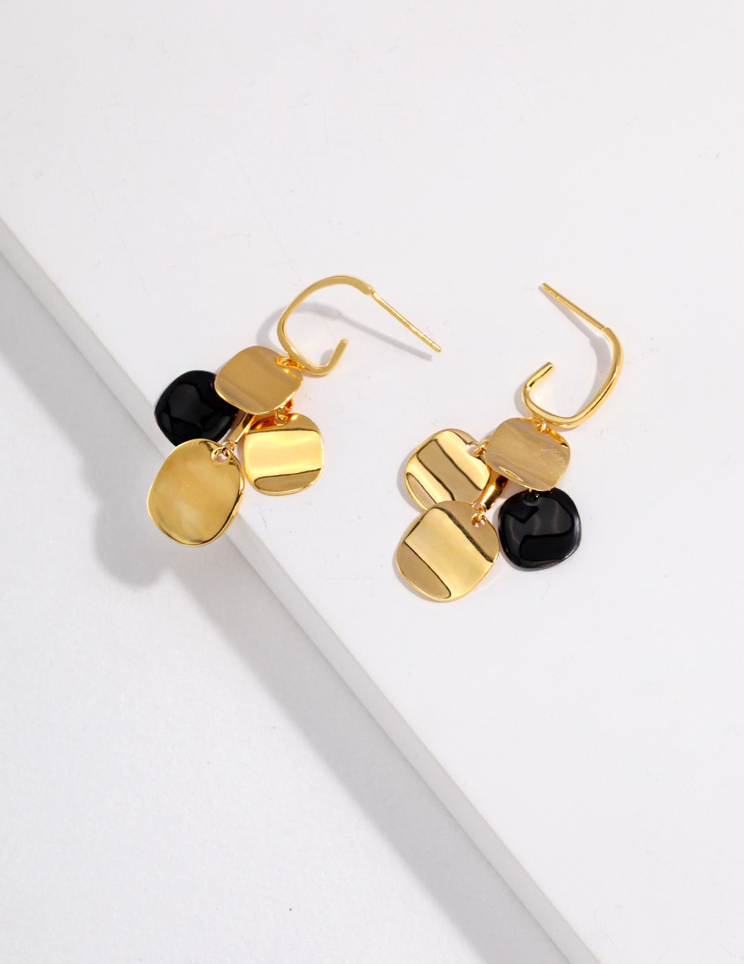 Pure silver temperament earrings
