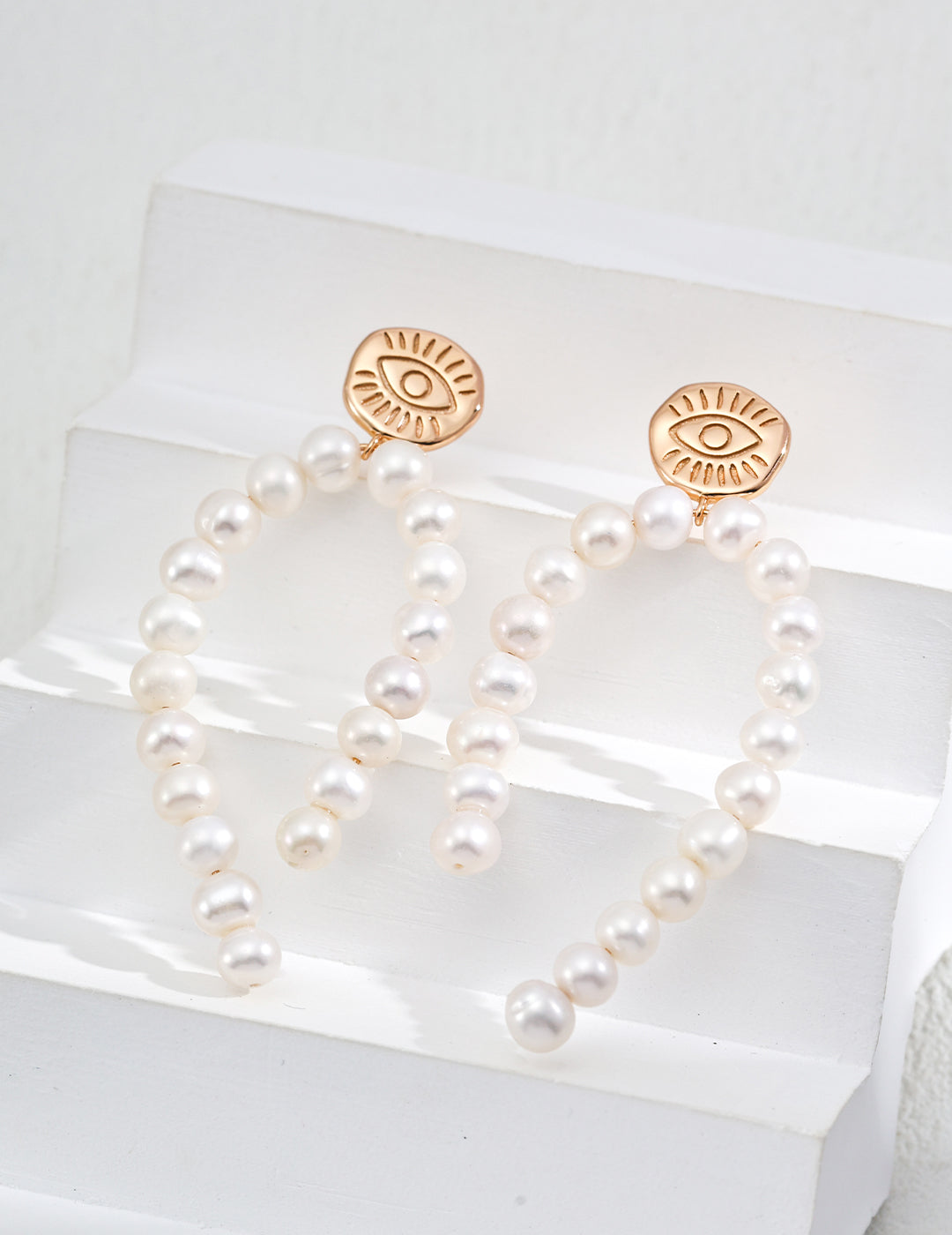 S925 Silver Vintage Gold-Plated Natural Pearl Earrings (A Pair)