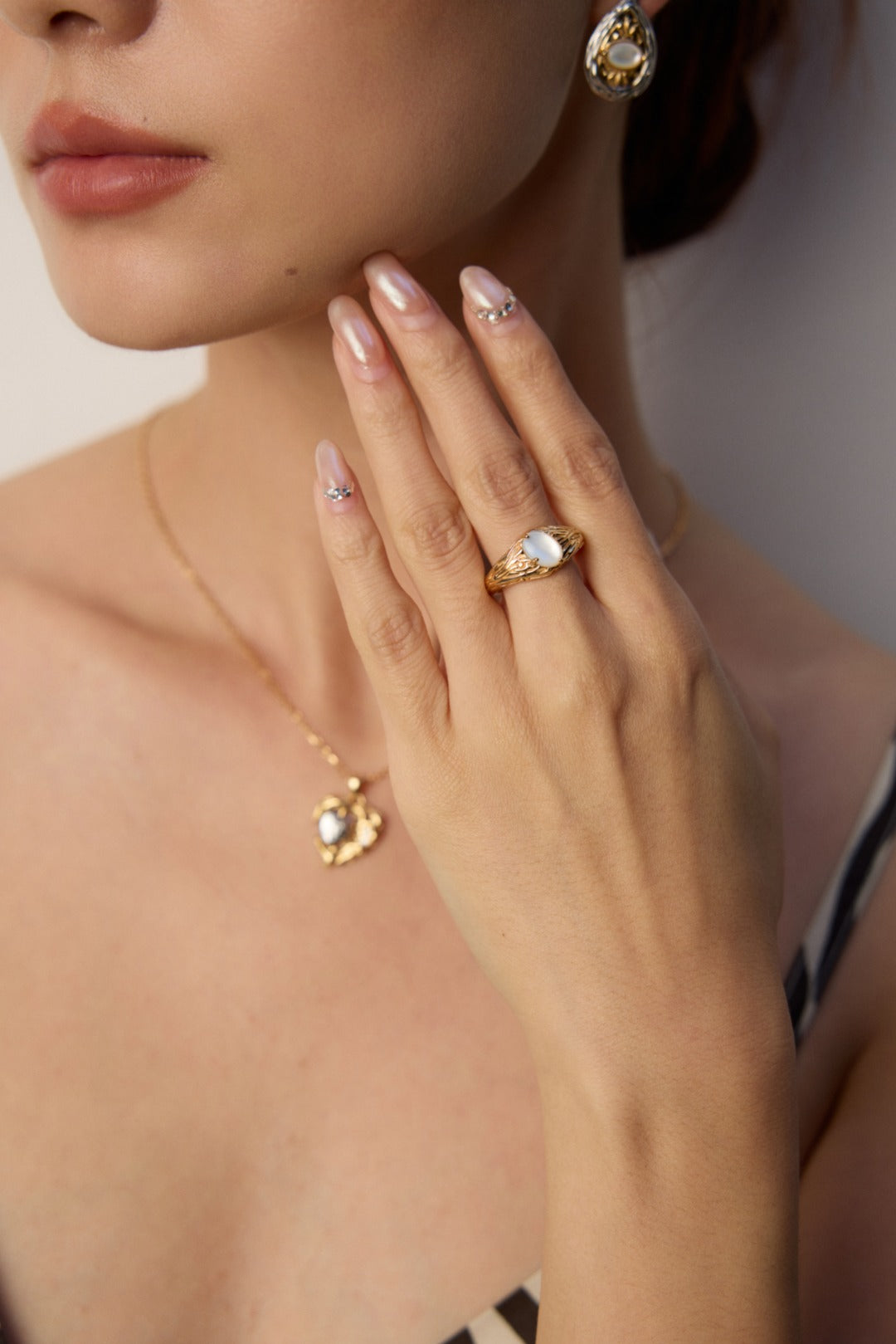 S925 silver stylish vintage mother-of-pearl ring