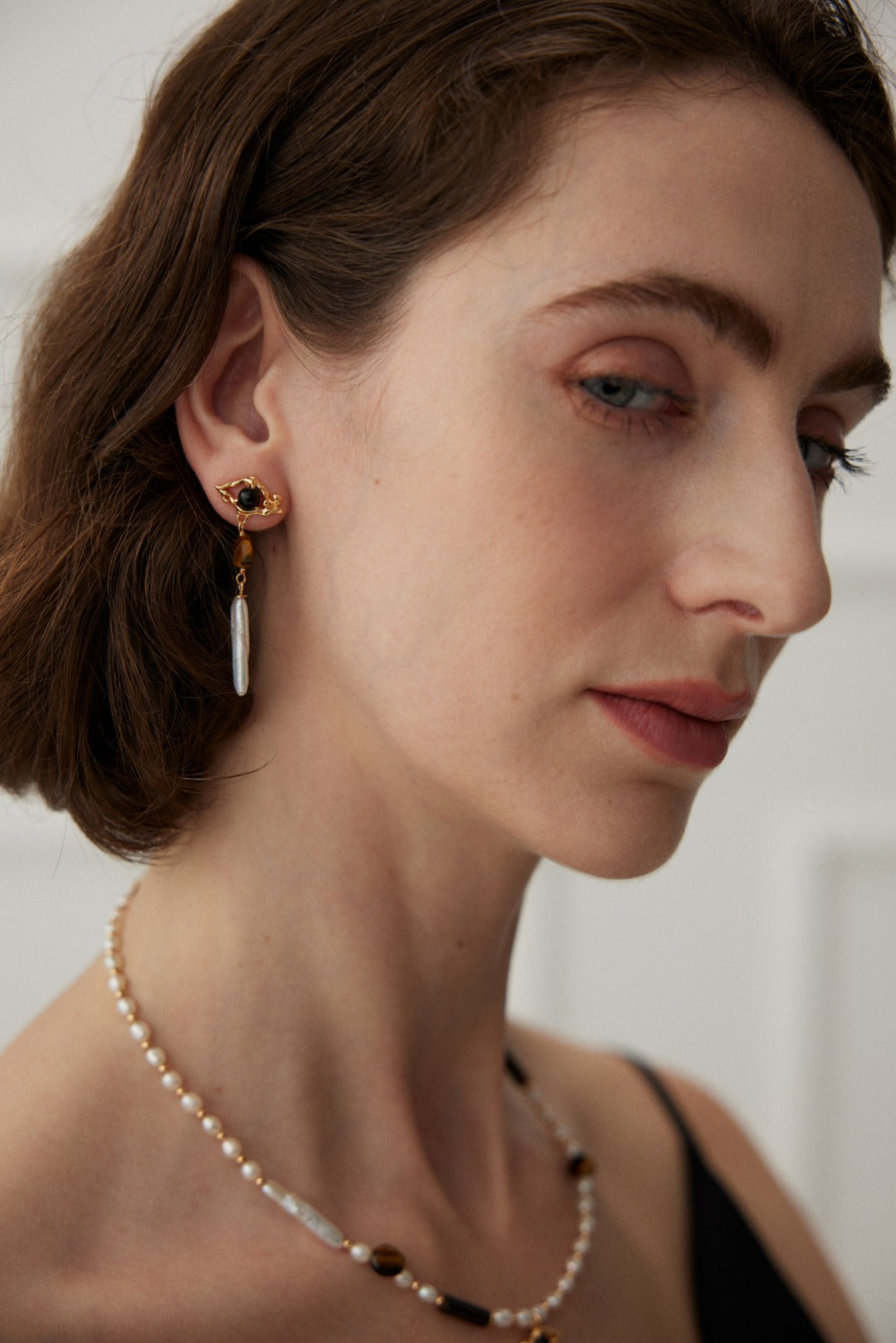 Pure silver tiger's eye temperament earrings