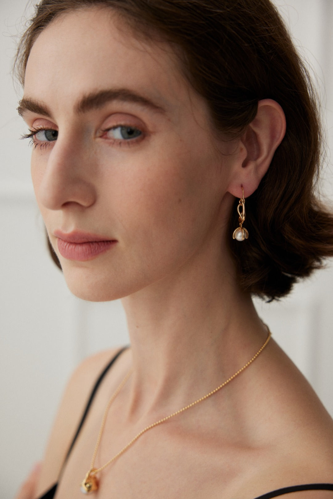 Natural pearl earrings