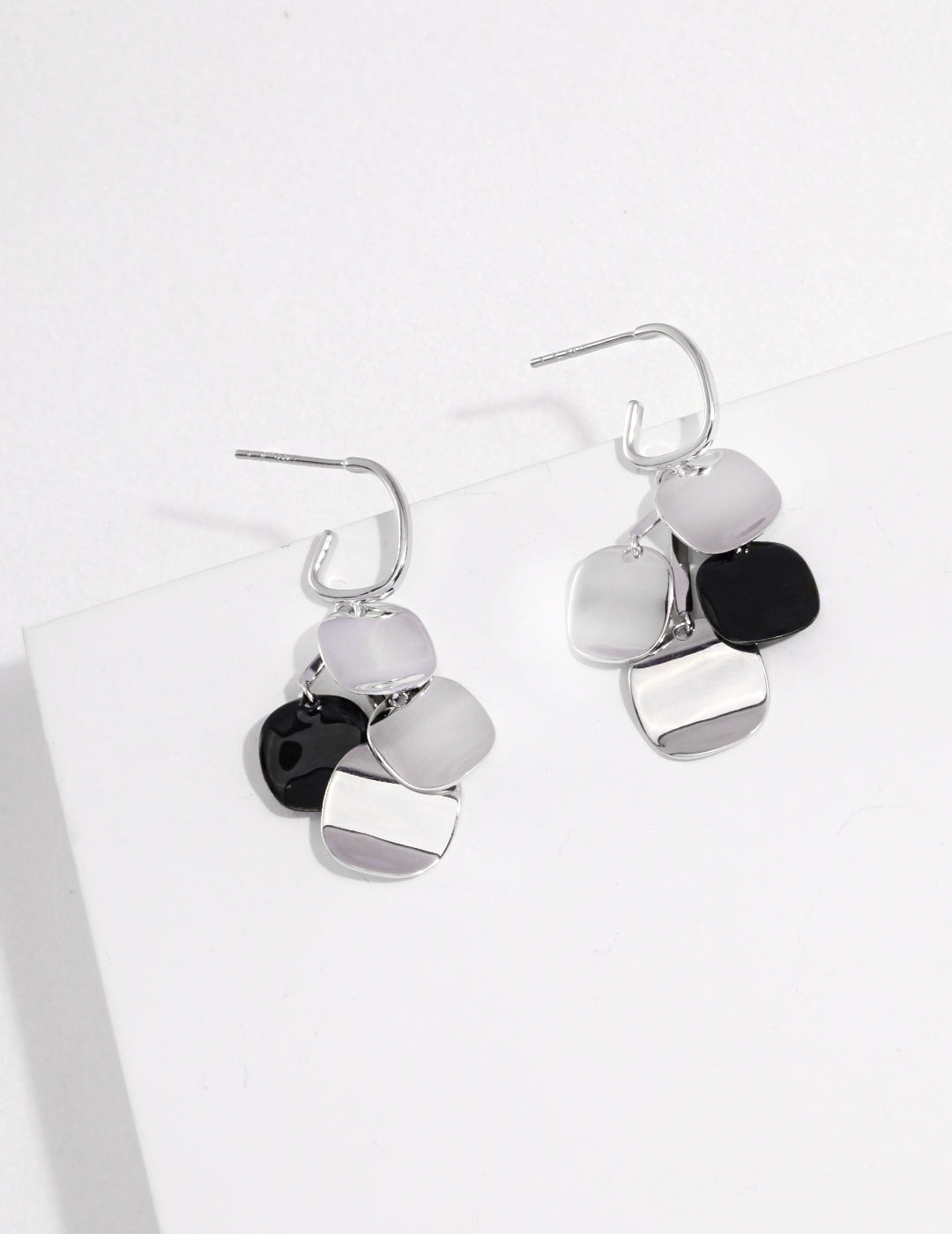Pure silver temperament earrings