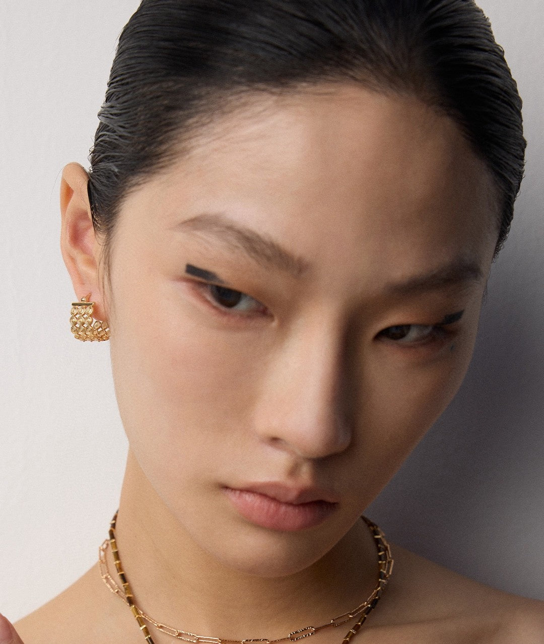 S925 silver earrings with a sense of design