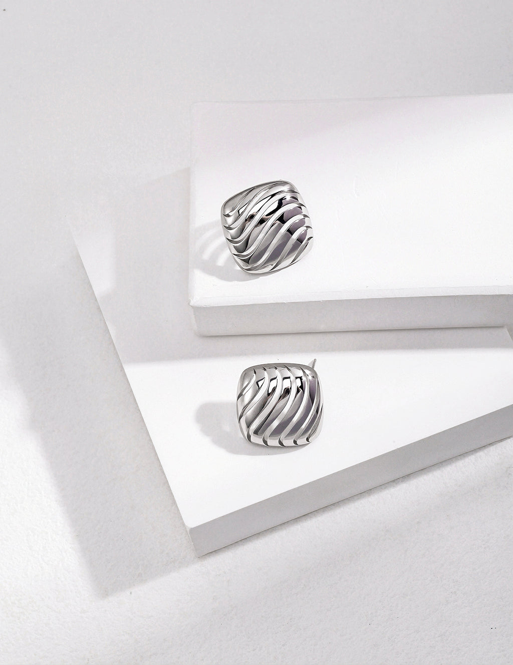 Three-Dimensional Hollow Plain Silver Series