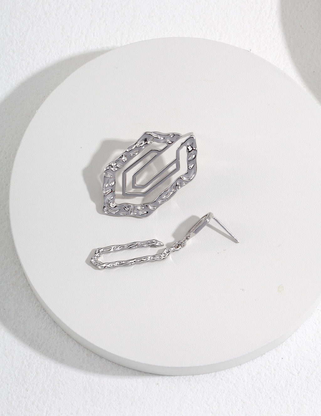 Pure silver asymmetric earrings